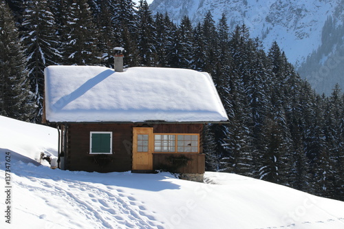 Berghütte in Österreich © stephiii