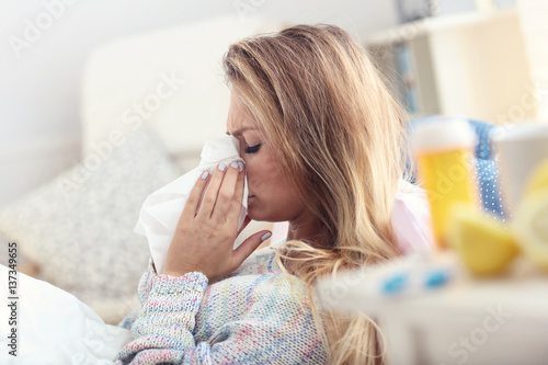 Obraz na płótnie Sick woman at home