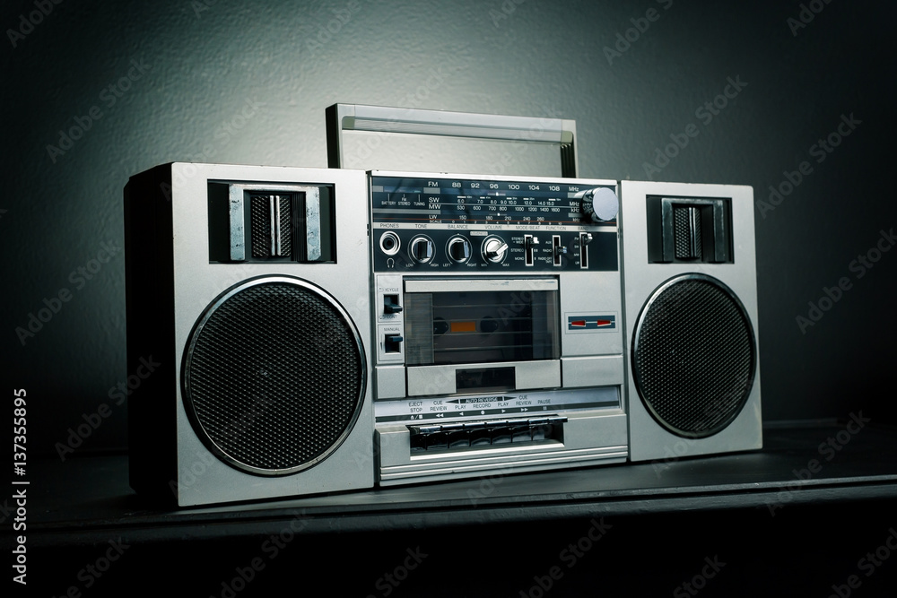 Fototapeta premium Vintage radio boombox