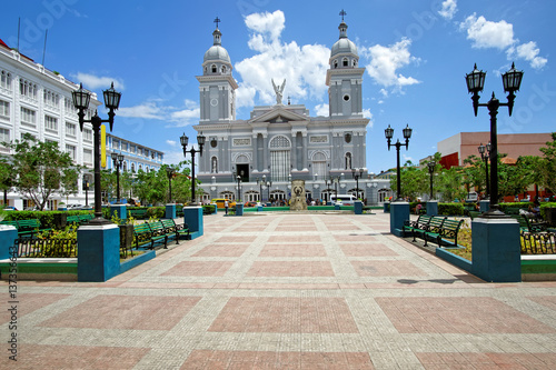 Kathedrale Santiago de Cuba am Parque Céspedes, Kuba 