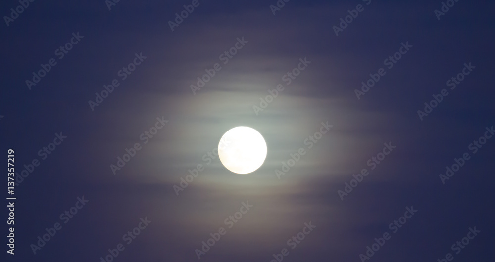 Obraz premium Full moon 