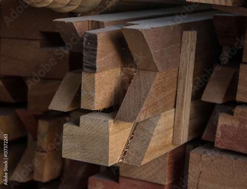 Obraz na plátne end of wood with  cut woodworking tenon