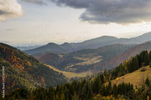 Autumn in the mountains © dvv1989