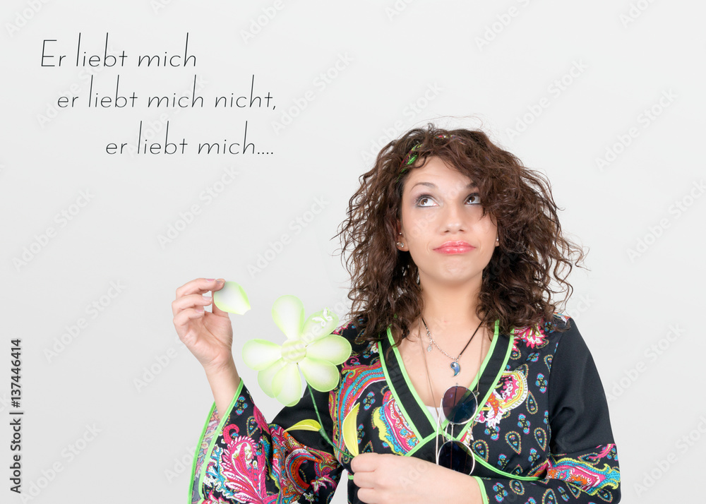 Er liebt mich, er liebt mich nicht.... StockFoto Adobe Stock