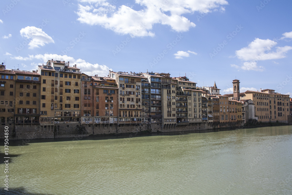 buildings at river arno firenze italy