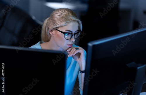 Obraz na płótnie Confident hacker working on solving online password codes