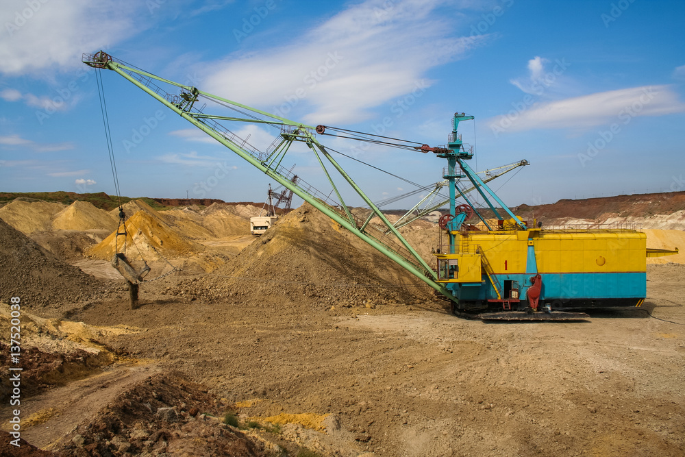 Dragline excavator in a clay quarry near the town of Polohy in the Zaporizhya region of Ukraine. September 2005