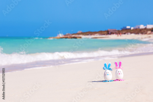 Wallpaper Mural Easter, Easter eggs on the beach, ocean, sea Torontodigital.ca