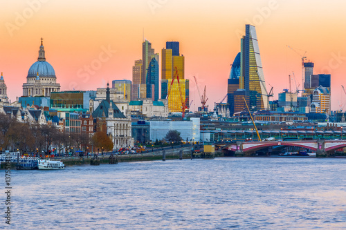 Photography Sunset over the London cityscape