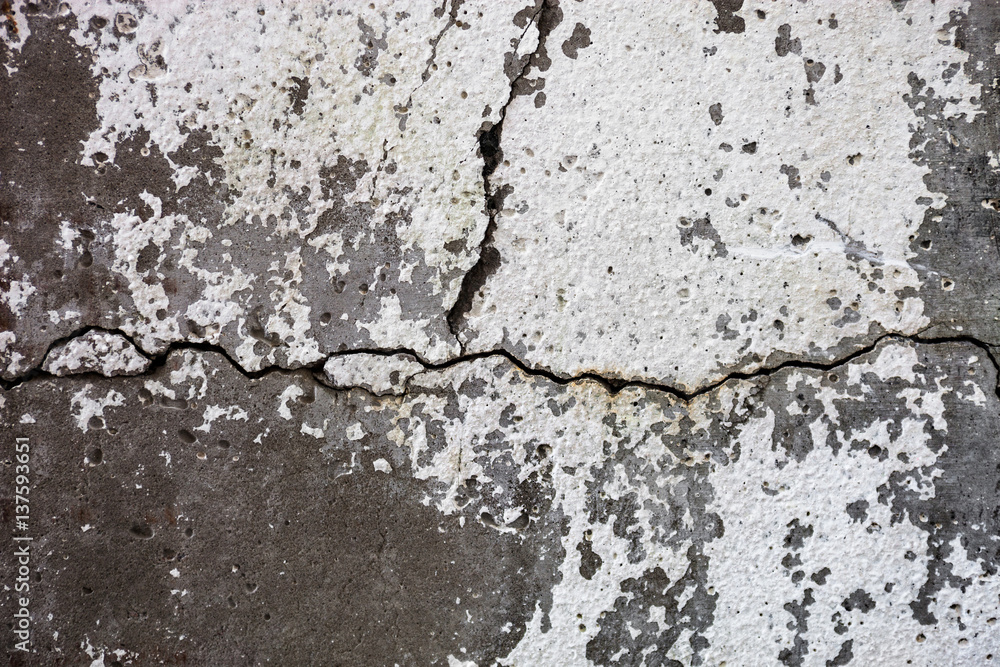 Obraz premium Cracked concrete surface