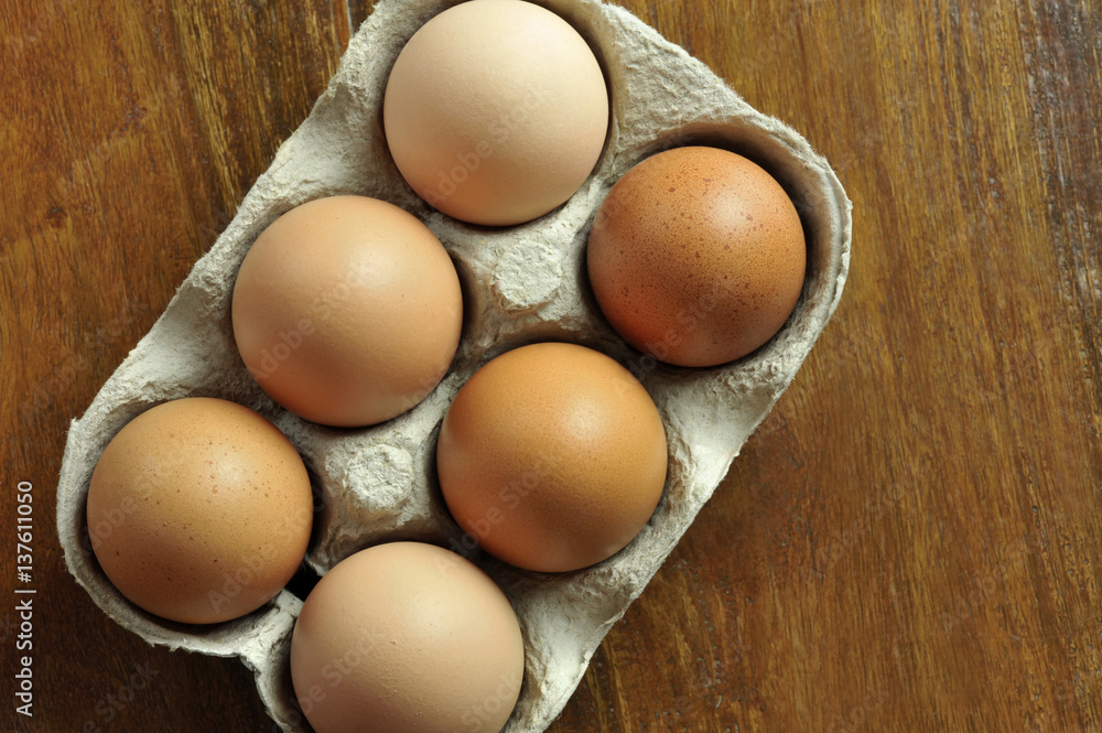 Eggs Eggs