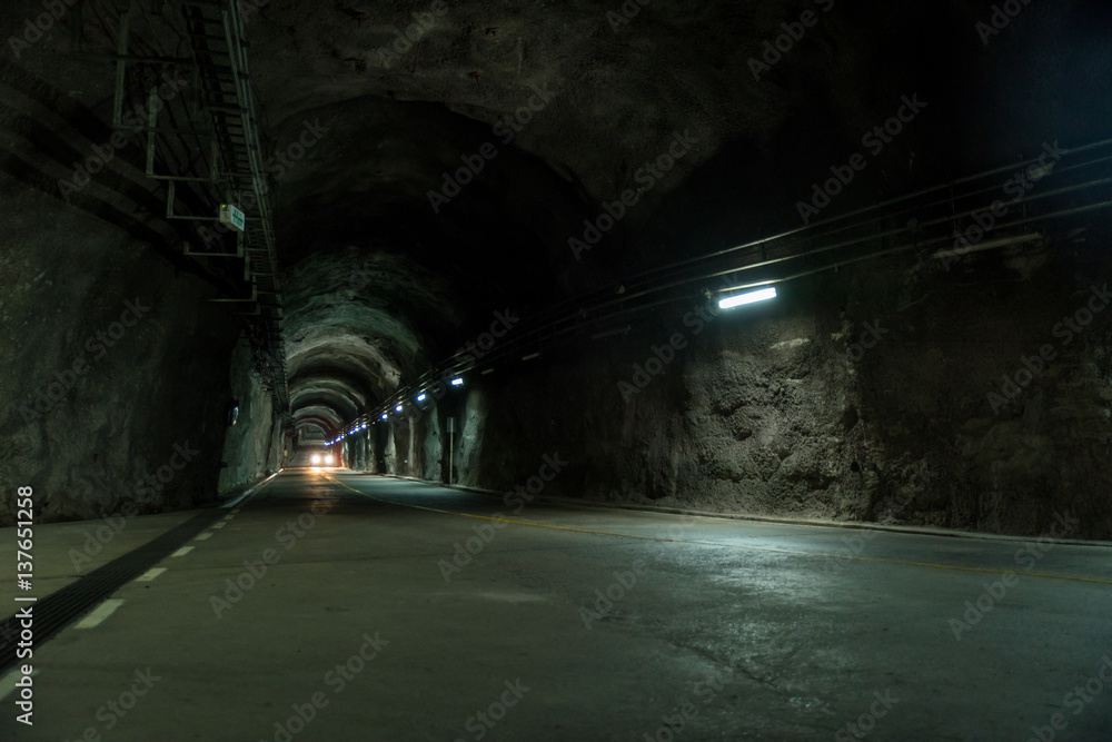 Construction in Tunnel