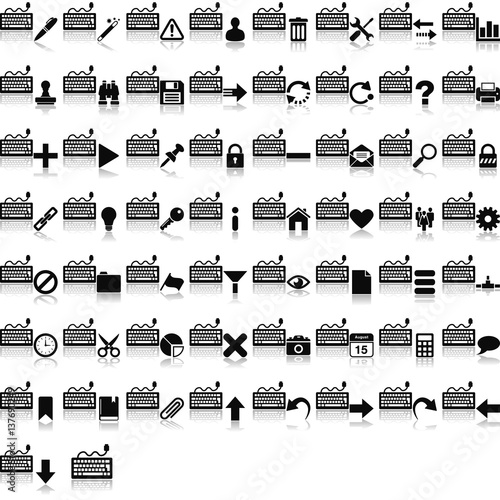 Tastatur mit Overlays und Spiegelungseffekt
