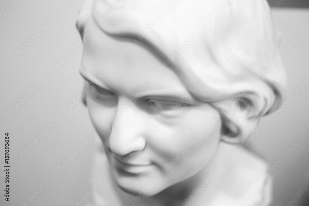 Sculpture or bust of female person