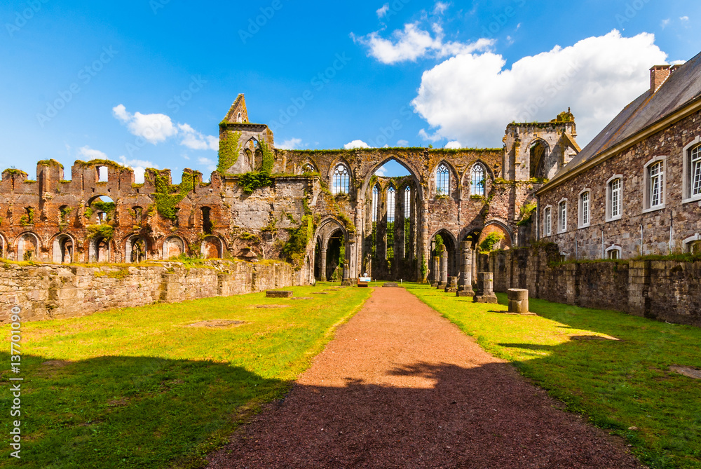 Fototapeta premium Abbaye D'Aulne