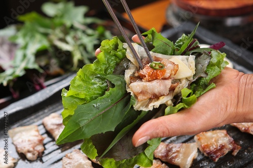  Leaf Wraps and Rice with Beef . ssambap
