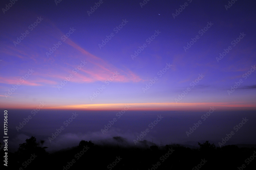 Fototapeta premium Sun rise And the moon falls