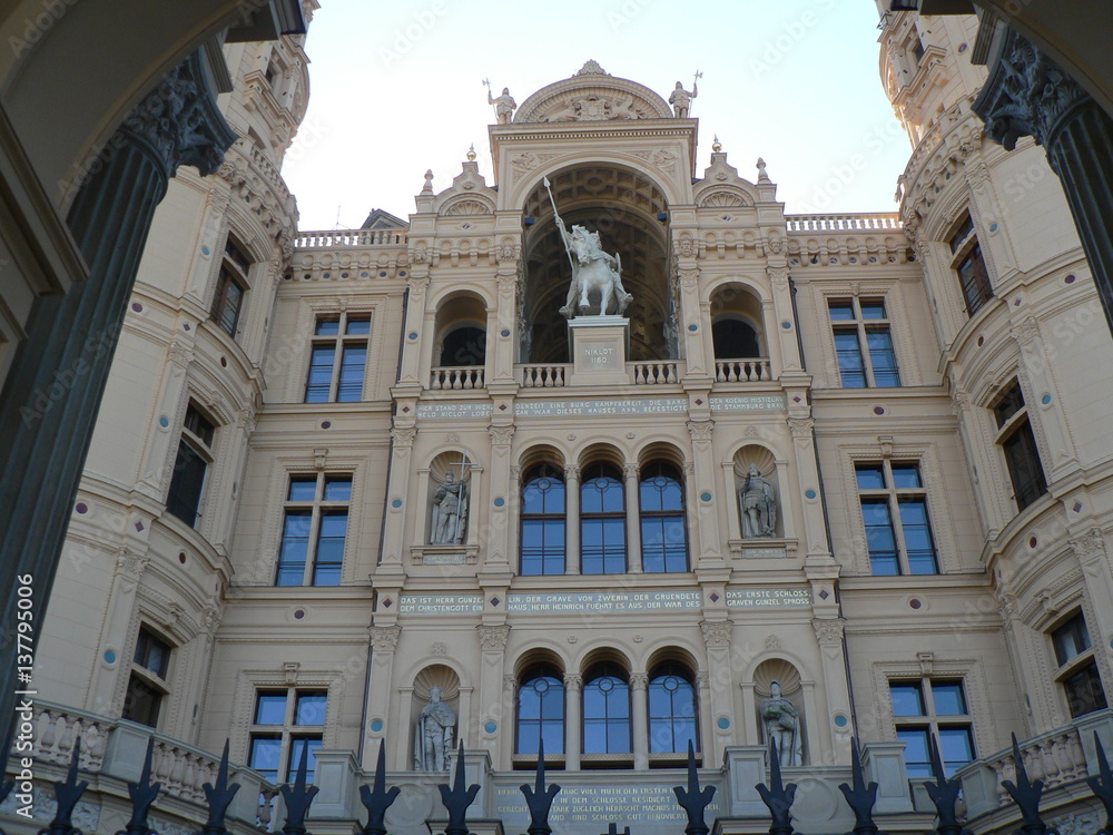 Fototapeta premium schloß in schwerin