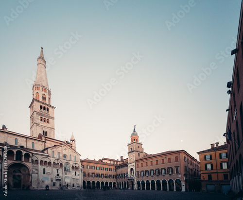 Modena, Piazza Grande and Ghirlandina Tower, Emilia Romagna, Italy © ronnybas