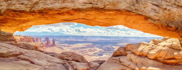 Sierkussen Bordeaux Mesa Arch zonsopgang in Canyonlands  © JFL Photography