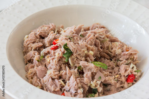 delicious fresh tuna mixed © nationkp