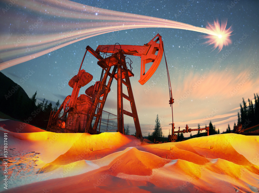 Fototapeta premium Oil pump on a mountain in the Carpathians