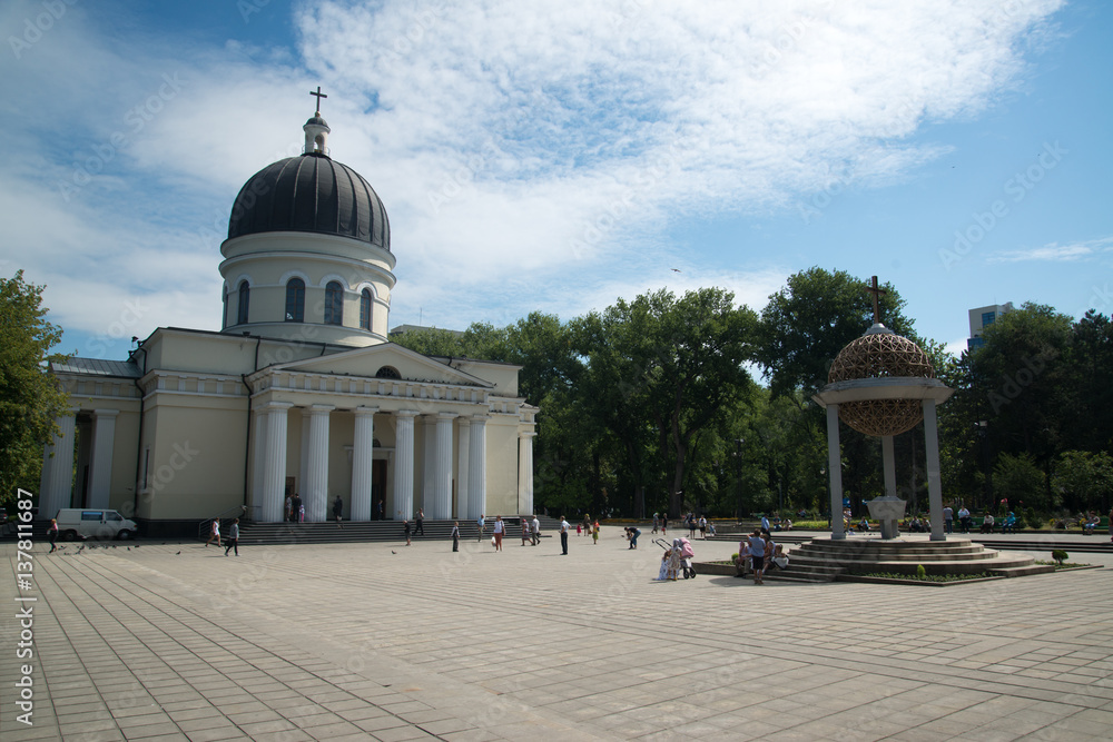 The Metropolitan Cathedral Nativity of the Lord, 
Catedrala Na?terea Domnului in Chisinau, Moldova