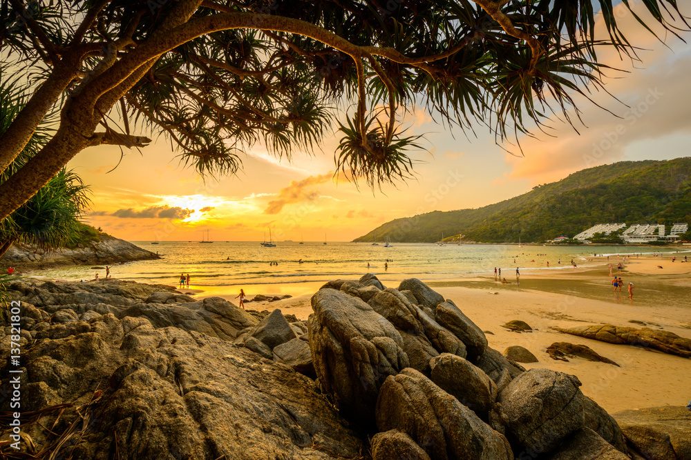 Obraz premium Landscape of Phuket View Point at Nai Harn Beach
