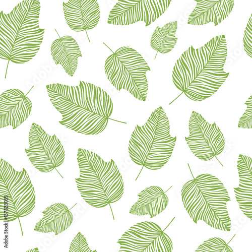 Seamless pattern with hand drawn leaves. © Olga Skorobogatova