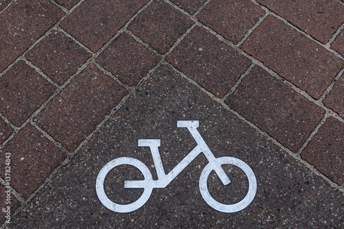 Fahrrad als Symbol für einen Fahrradweg
