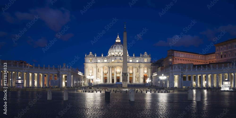 St Peter's, Vatican City, Rome, justg befire dawn 19 Feb 2017