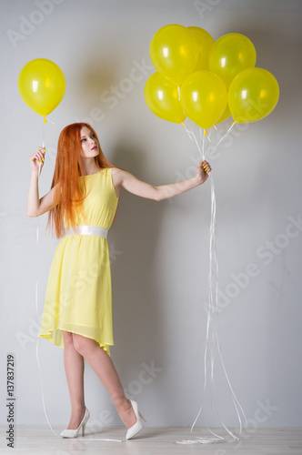 Young woman with balloons © Evgenia Tiplyashina