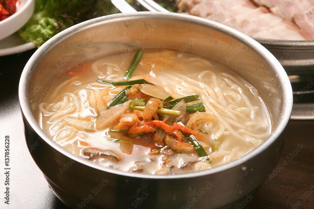 noodle soup with meat. kalguksu.