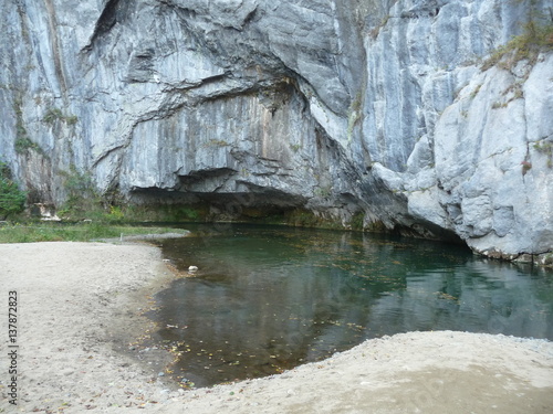 猊鼻渓の大猊鼻岩(岩手県) photo