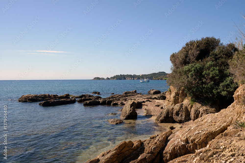 Felsenküste Mittelmeerhalbinsel Giens Cote d´Azur Felsenküste Mittelmeerhalbinsel Giens Cote d´Azur