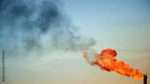  Flaring of associated gas at oil refinery