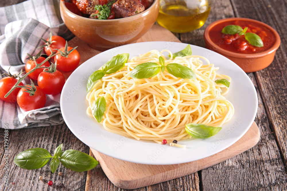 spaghetti spaghetti