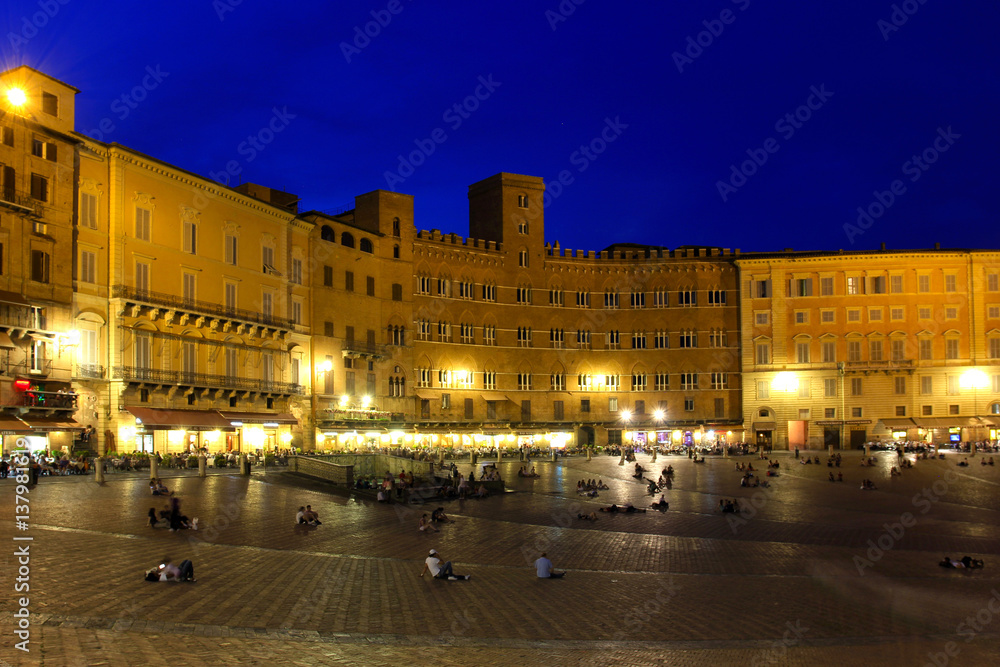 Piazza del Campo in Siena, Tuscany, Italy, Europe