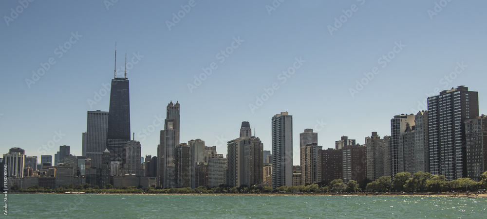 Fototapeta premium Chicago sunny Landscape from the river