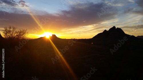 Fototapeta Naklejka Na Ścianę i Meble -  Sunset over Tempe