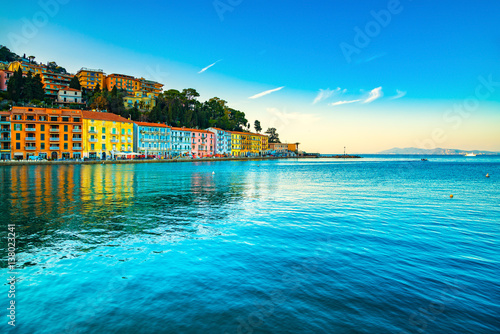 Foto Porto Santo Stefano seafront. Monte Argentario, Tuscany, Italy