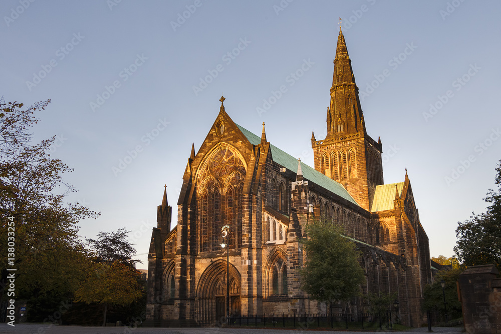 Fototapeta premium Glasgow Cathedral at Dusk