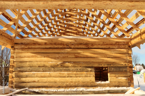 log cabin, log home construction, dovetail; lug