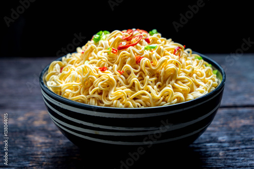 Photography instant noodles in the bowl