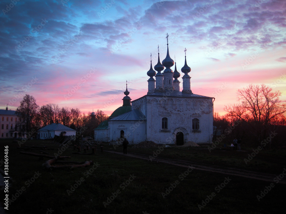 Закат в Суздале, Россия