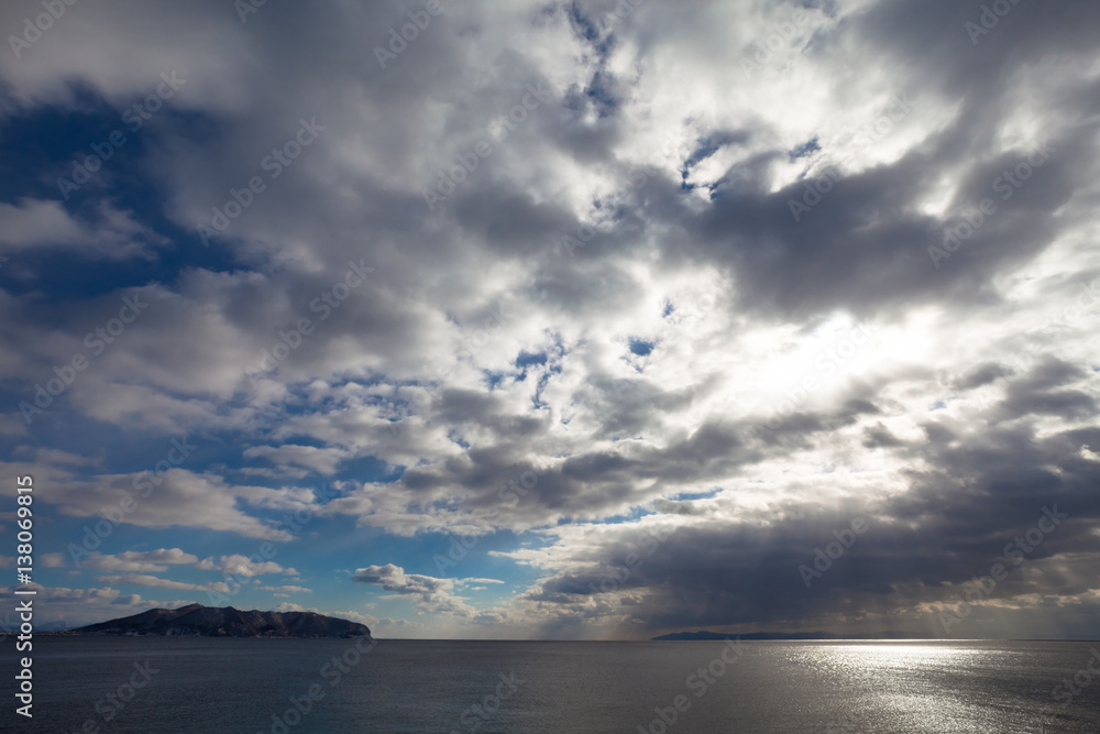 津軽海峡を覆う雲と函館山　/　北海道から望む津軽海峡と下北半島