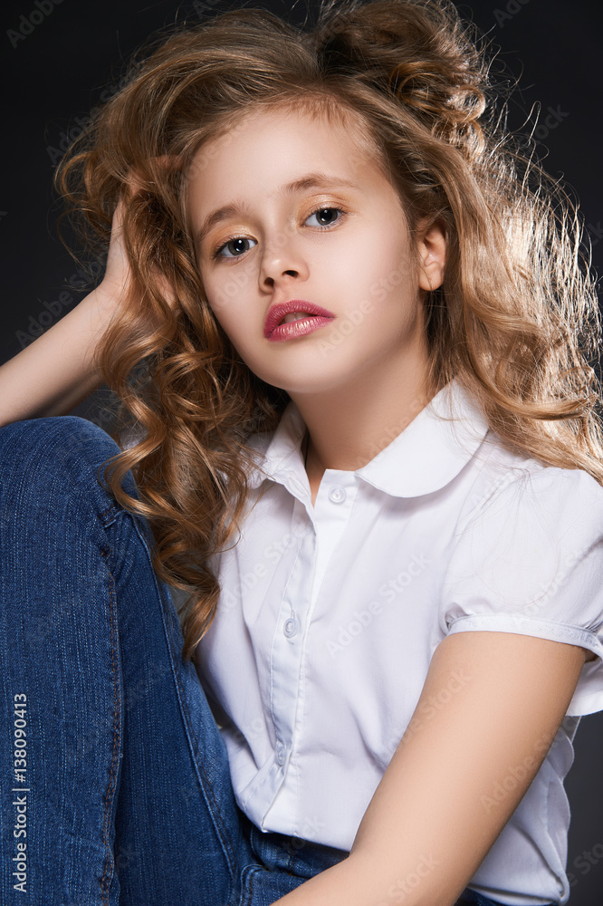Beautiful little girl Beautiful little girl
