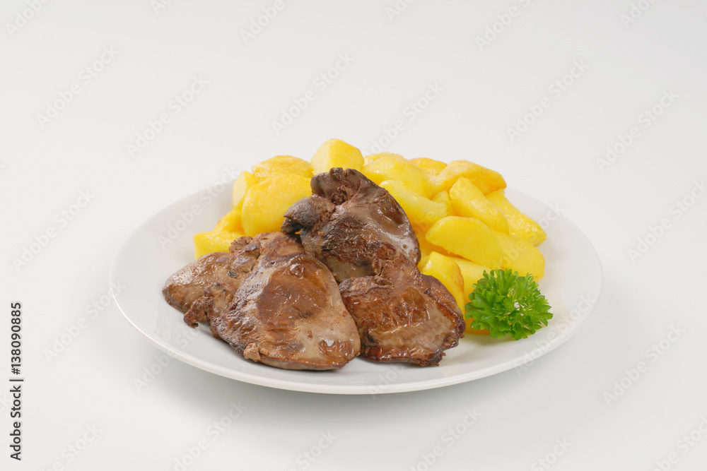 pan fried potatoes and chicken liver pan fried potatoes and chicken liver