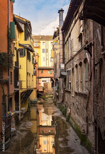 Bologna hidden canal © feferoni