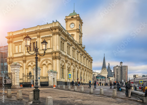 Ленинградский вокзал Leningradsky Railway Station